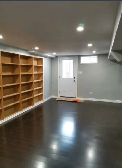 Live near Sq1? Move In Ready, 2 bedroom basement ap Image# 1