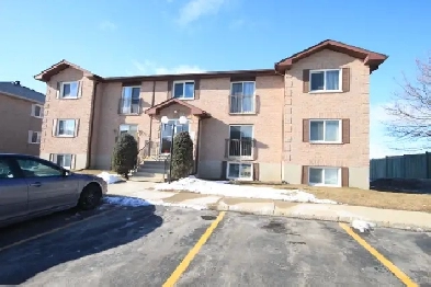 2-Bedroom Condo for Rent – Newly Renovated Image# 3