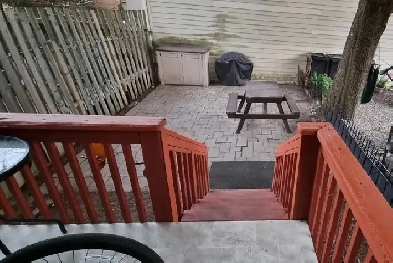 Entire Detached House plus basement Davisville Image# 7