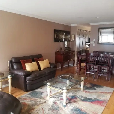 3 beds 1.5 baths Townhouse for roommates Image# 3
