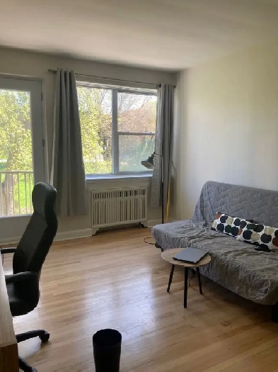 Cession de bail Grand 3 1/2 a 5 minutes de l'UDEM Image# 1