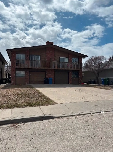2 Bed Centrally Located Suite for Rent Image# 7