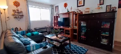 51/2Boisbriand 1 Juill2 ParkingLoker Thermop chaud Climatisation Image# 1