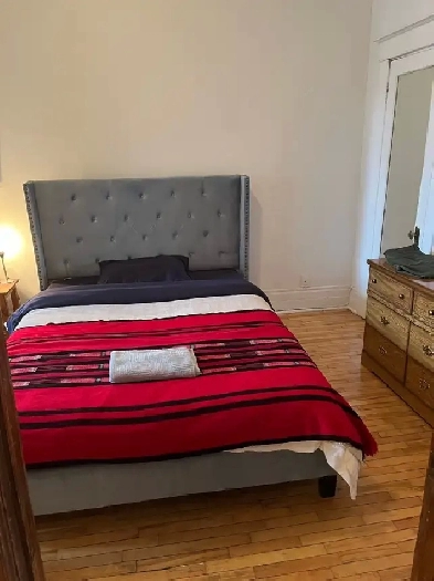 URGENT cherche coloc pour le 1er mai ds un super 5 1/2 à Verdun! Image# 1