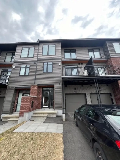 2 Beds 2.5 Baths - Townhouse in Findlay Creek Image# 1