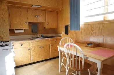 Beautiful 2 bedroom suite Image# 9