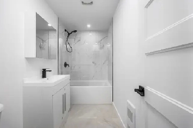Sud Ouest - 2 floor 6 1/2 for rent Image# 9