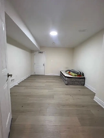 Big Room with Private Washroom Image# 1