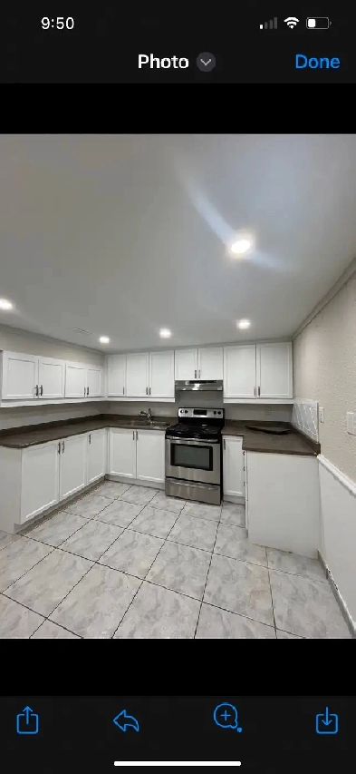 Newly renovated spacious bachelor  apartment Image# 3