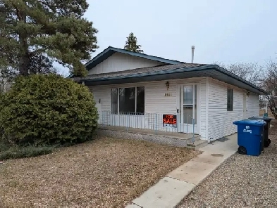 HALF a DUPLEX FOR SALE Image# 30