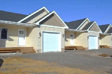 Shediac Townhouse -  No Condo Fees - Land and Pave Included Image# 1