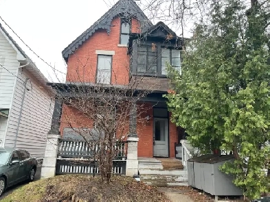 Unit 3 - 668 Cooper Street, Ottawa - Available to Move-In - 3 Mu Image# 10