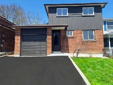 221 Hodgson Dr, Newmarket 3Bed 2 1Bath Image# 3