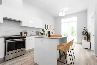 2 Bedroom Apartment for Rent - 33633 King Road Image# 3