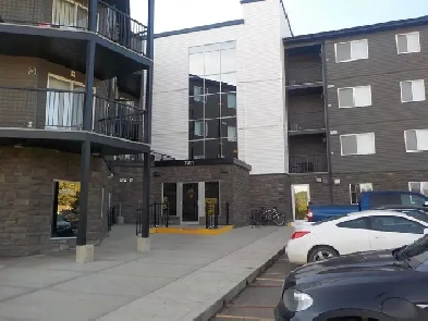 King Street 1411-7901 Image# 1