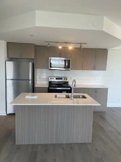 2 Bedroom 2 Bathroom Condo for Rent by Little Lake Image# 9