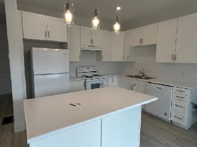 66 Evans St Picton - End unit townhouse for rent Image# 1