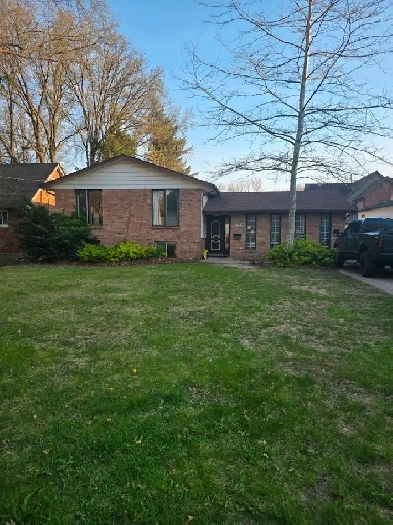 Lasalle Home For Sale - $850 Image# 6