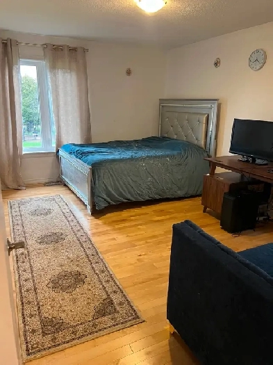 Room for Rent East Gwillimbury Image# 3