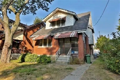 SUMMER SUBLET NEAR MCMASTER Image# 1