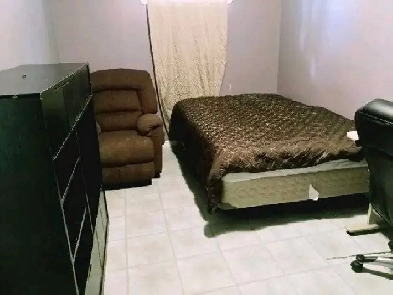 Furnished room for rent bank st and walkley rd, all inclusive Image# 1