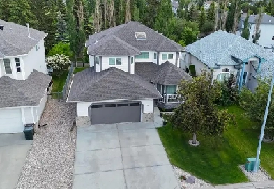 6 Linkside Way, Spruce Grove | 2-Storey Backing Golf Course Image# 3