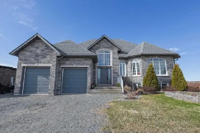 Custom-Built Countryside Retreat! Image# 1