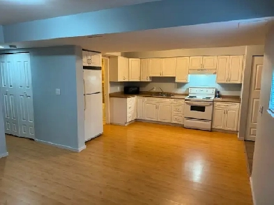 $1,350 / 1br - 725ft2 - 1 Bedroom Suite Panorama (Surrey) Image# 3