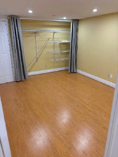 basement for rent Image# 10