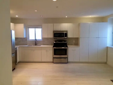 Private furnished BR in 2 BR above ground suite, Joyce Station Image# 4