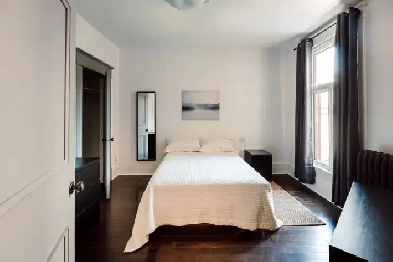 4 Chambres a coucher coeur mile end Image# 1