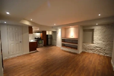 Spacious studio in Durand, utilities included! Image# 2