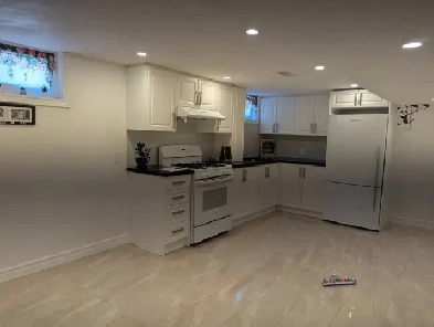 2 bed rooms Basement apartment (Victoria park & Lawrence) Image# 6