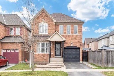 'JUST LISTED'14 Marriner Cres,Ajax Real Estate, Dorothy Harrison Image# 1