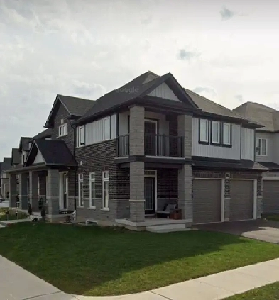 Executive Home in Bridgeport North, Kitchener Image# 6