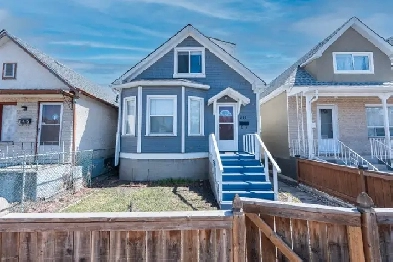 OPEN HOUSE! Solid 3bdrm Character Home w/ Classic Charm! Image# 2