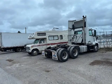 TRUCK AND TRAILER STORAGE Image# 1