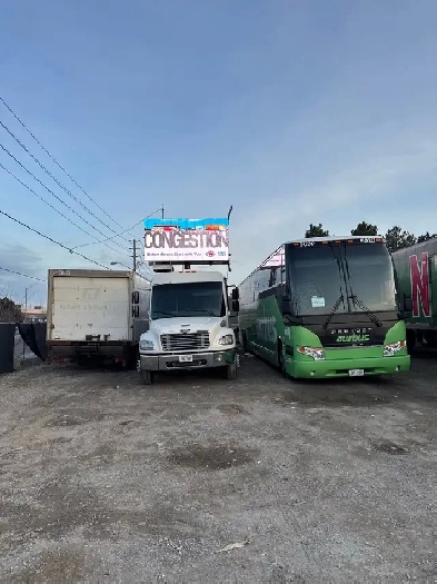 DUMP TRUCK PARKING TORONTO Image# 1