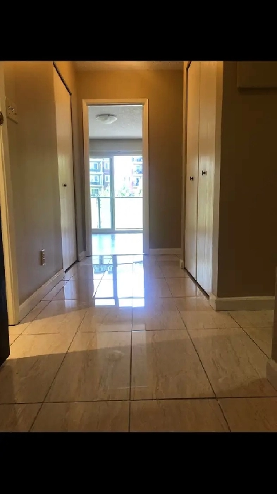 NANAIMO BEST KEPT SECRET 1BR MARBLE ENTRANCE UPDATED SUITE Image# 9
