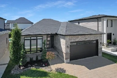 Welcome to 3297 Regiment Rd., Stunning Custom-Built Bungalow Image# 8