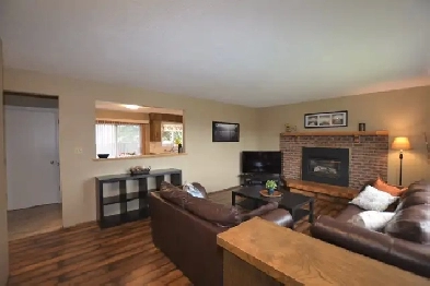 Fully Furnished 3 Bed House For Rent in Drayton Valley Image# 1