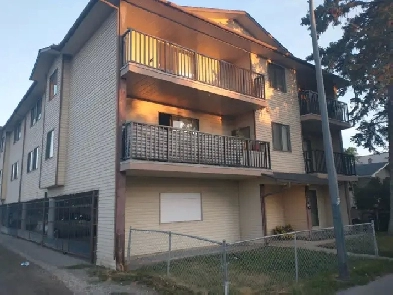 2 Bedroom Apartment in Forest Lawn Image# 11
