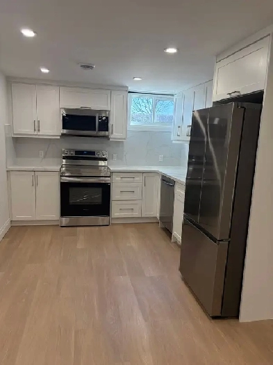 BRAND NEW 1 BEDROOM APARTMENT UNIT IN BEAUTIFUL NEIGHBORHOOD Image# 4