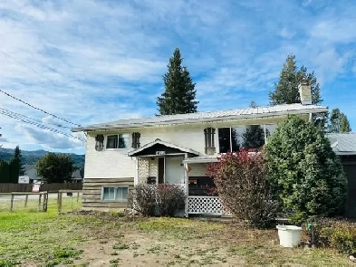 403 Robin Drive, Barriere Image# 3