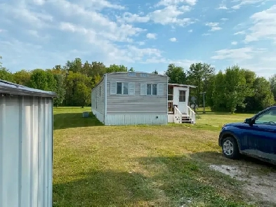 HOME/COTTAGE/RENTAL IN THE RM OF LAC DU BONNET!! Image# 4