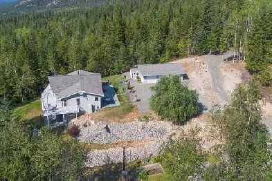 3520 Glengrove Road, Louis Creek Image# 3