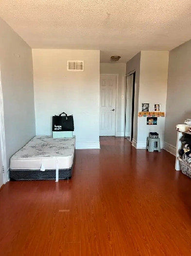 Shared room for rent near Sheridan College Image# 2