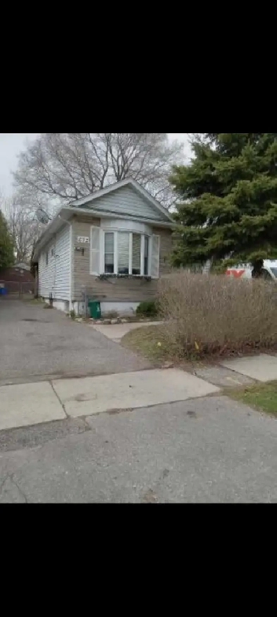 2 Bedroom house for rent Oshawa Image# 1