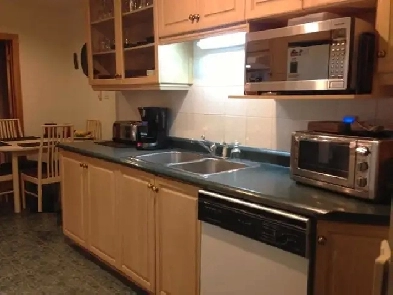 Belle Grande Chambre tout inclus dans le Quartier Rosemont Image# 5