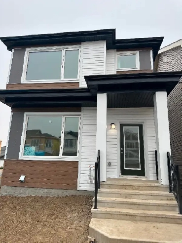 Stunning 3-Bedroom Upper Suite for Rent Image# 13